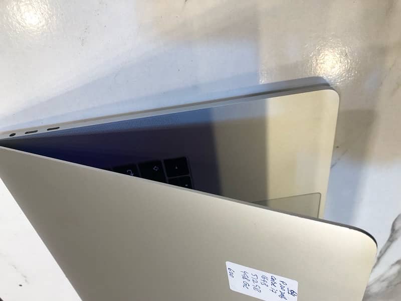 Apple MacBook Pro 2017.13” for sale 8