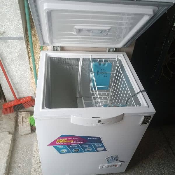 dawlance mini de freezer 4