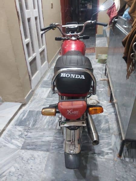 Honda CD70 1