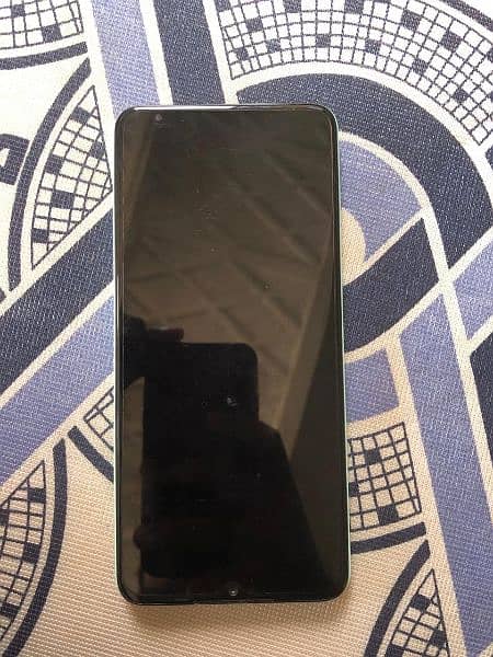 itel A70 4+(4 expandable)/128 GB with box for sale urgently 1