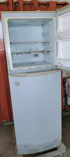 Good refrigerator for sale in good condition