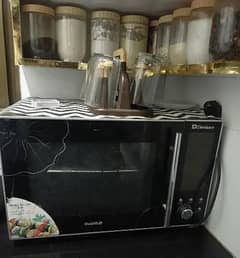 URGENT: Dawalance Microwave Oven With GRILL & BAKING Option