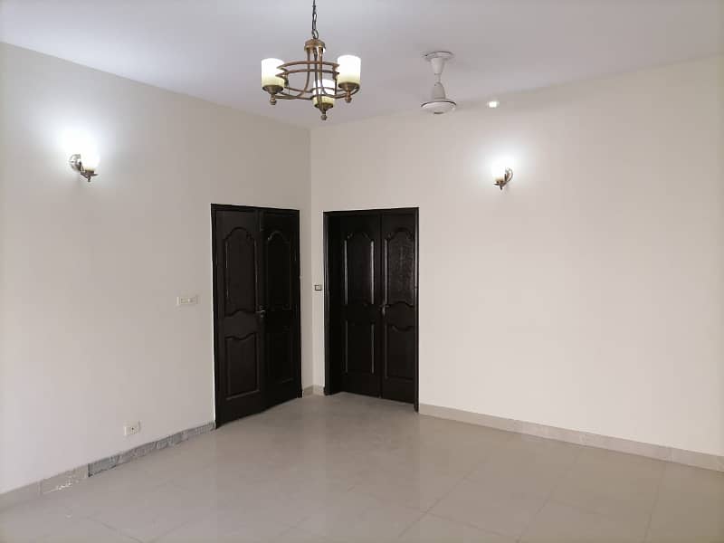 17 Marla House For Sale Askari 10 Sector F 8