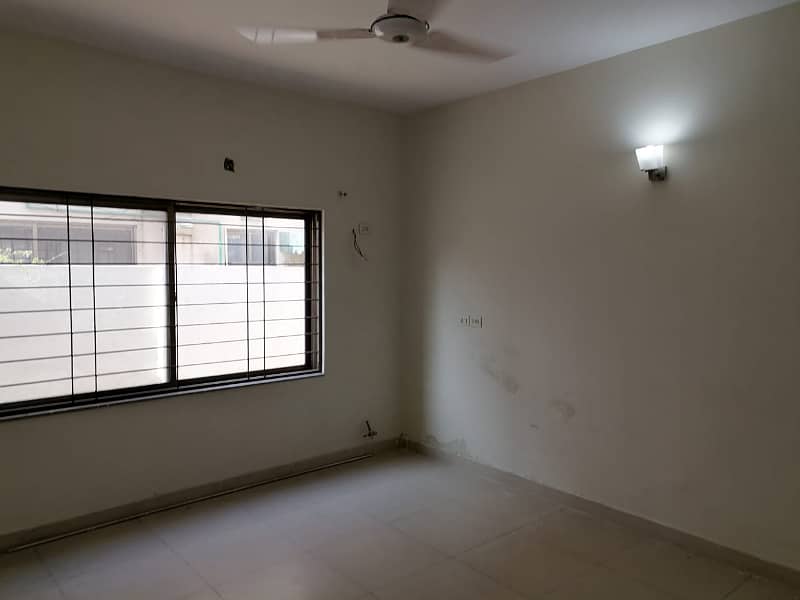 17 Marla House For Sale Askari 10 Sector F 15