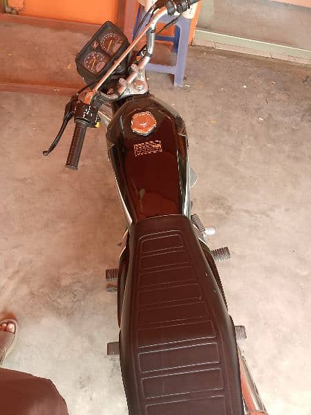 urgent sale Bike All okay hai . . . 03162043236 3