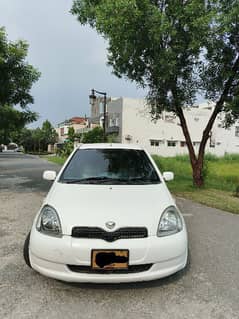 Toyota Vitz 2000