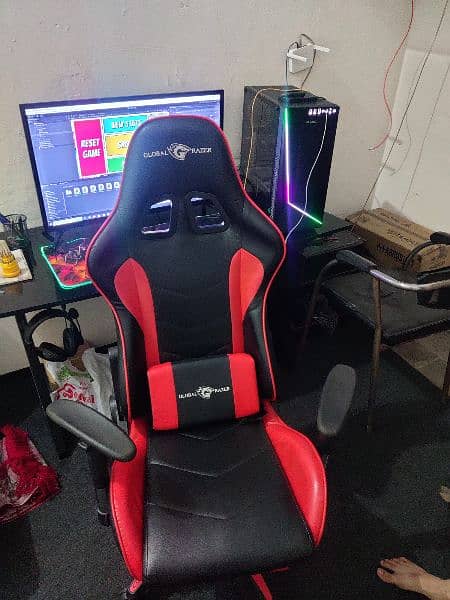 Global Razar Gaming Chair 5