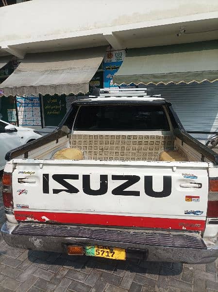 Isuzu D-Max 2002 3