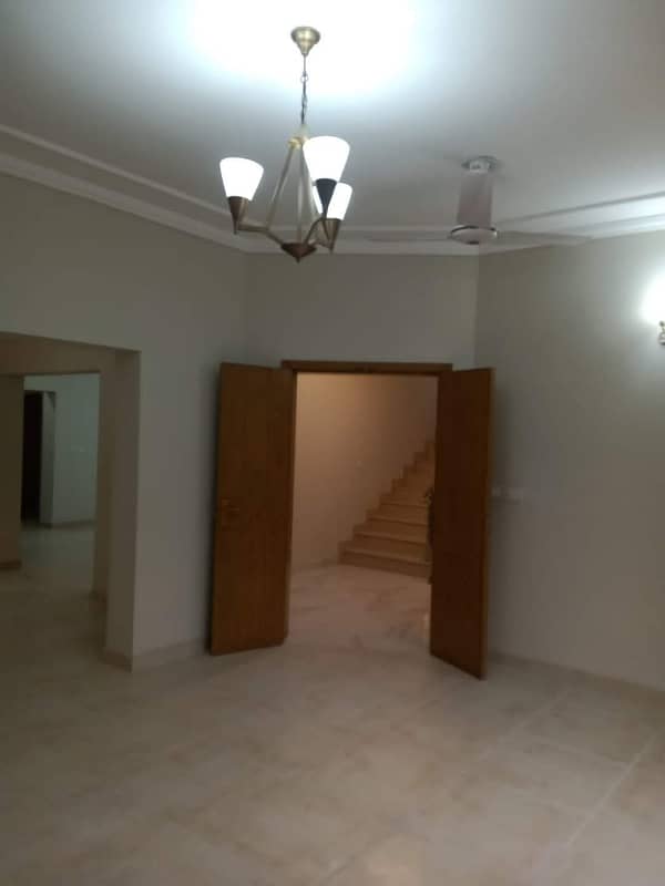 17 Marla Brig House For Sale In Askari 10 Sector F 19