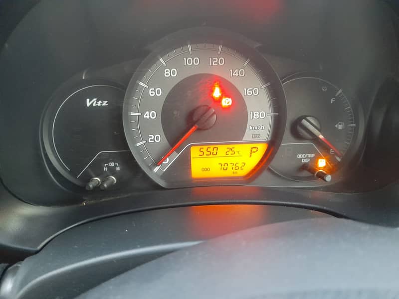 Toyota Vitz 2014 model Reg 2018 12