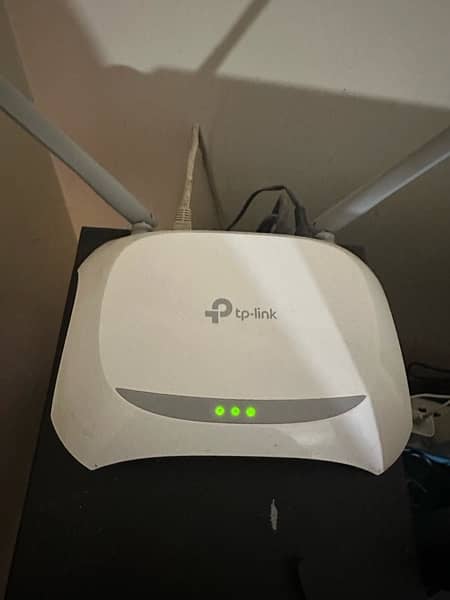 Tp link TL-WR840N 300 Mbps wifi router 3