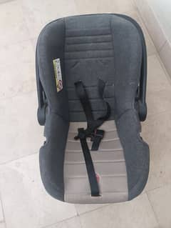 Baby Cot / Car Seat