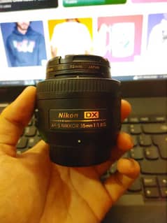 Nikon 35mm 1.8G DX Lens