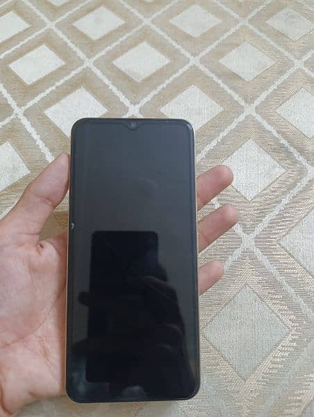 Vivo y 35 8+8/128 (urgent sale ) 3