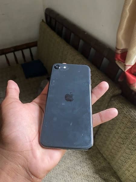 IPhone SE 2nd Genration For Sale 3