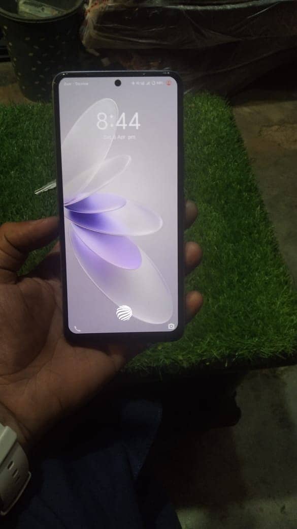 Vivo v27e 1