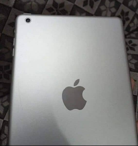 apple ipad mini 1 2