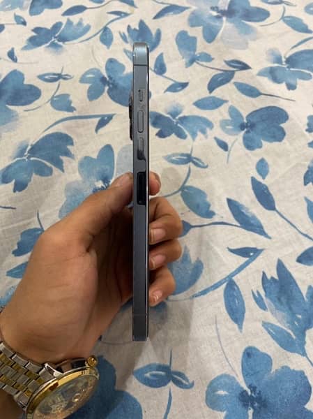 iPhone 13 Pro max pta aproved 128 gb 4