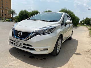 Nissan Note E Power 2020 Nissan Note e-Power X Four V Selection. Model 1