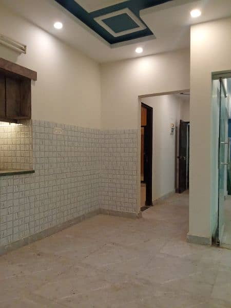 Flat For Sale in Gulshan e Iqbal block-1 16