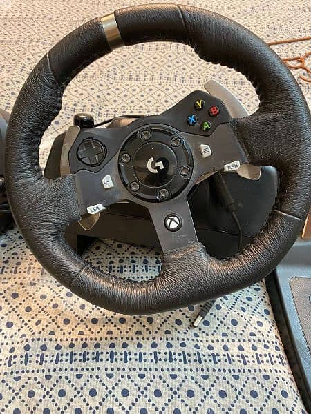 Logitech steering wheel 1