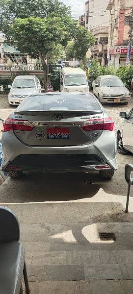 Toyota Corolla Altis 2015 3