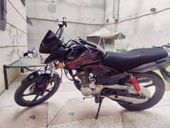 Honda CB 125F