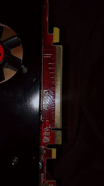 AMD FIREPRO W5100 1