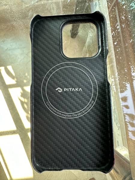 Pitaka Mag EZ 3 case Mint condition iphone 14 pro 1