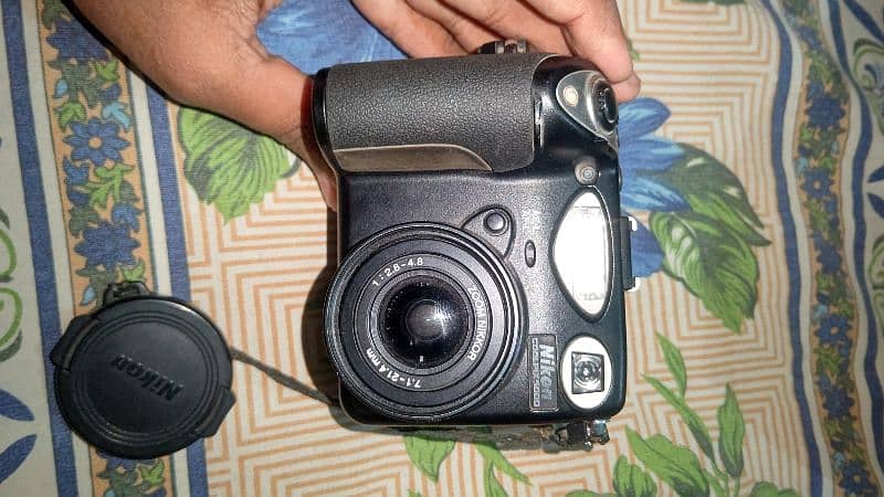 Nikon Coolpix 5000 1