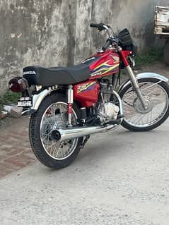 HONDA 125 2010 MODEL