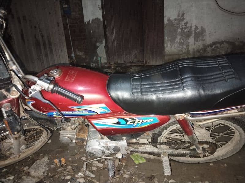 CD 70 bike for sale in good condition model 2013 1