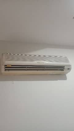 split AC 1.5 ton Haier very neat and clean condition 0303 7742289