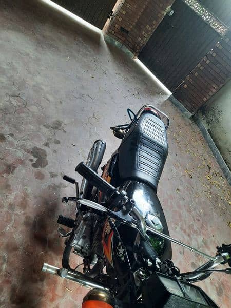 Honda cg 125 is up for sell 5