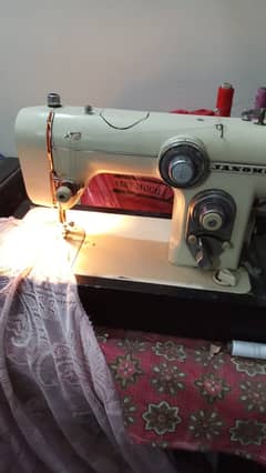 JANOME SEWING MACHINE