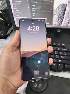 Realme Gt5 pro Onic sim working exchange possible. S24 ultra . iQooo 12