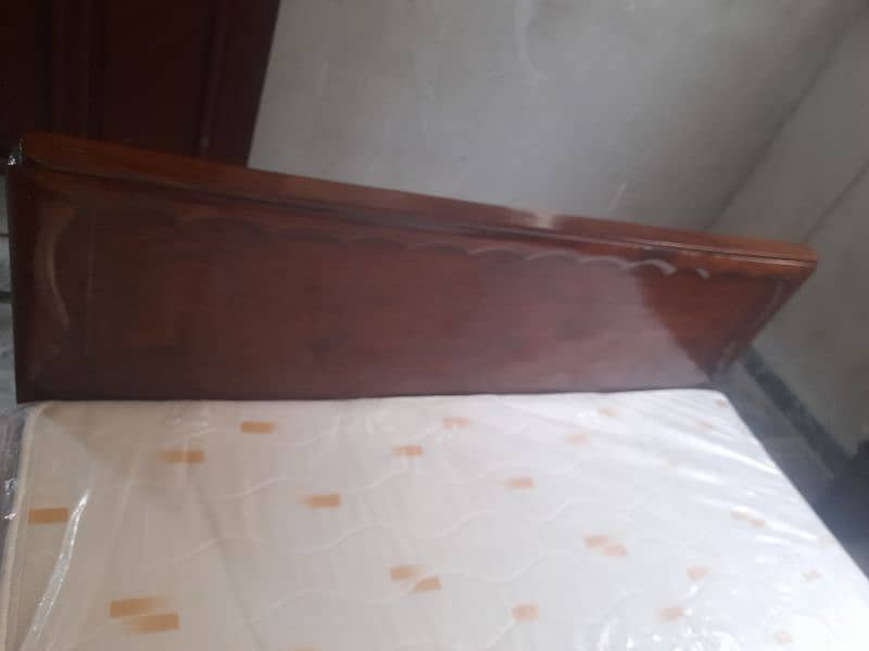 single Bed with medicated metress 1