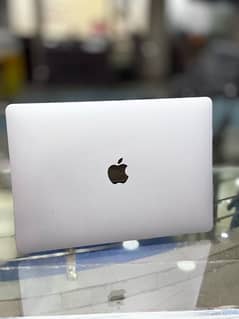 Macbook Air 2018 16GB