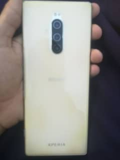 Sony Experia 1 non pta All ok 10by 9 condition wattsapp 03279021061