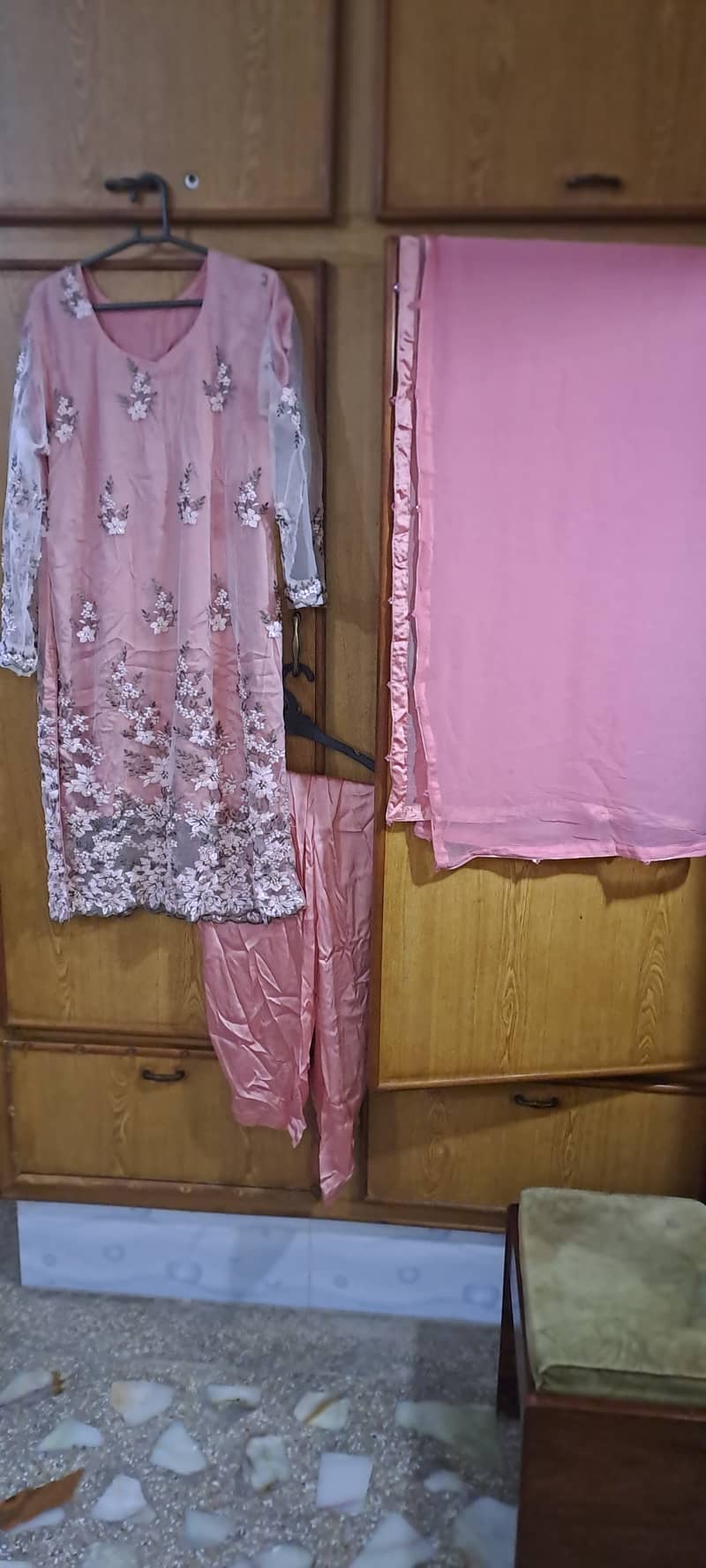 Tea pink suits 1