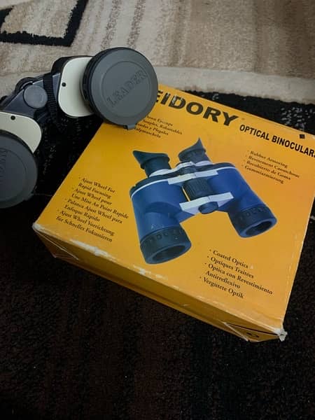 LEIDORY OPTICAL BINOCULARS IMPORTED NEW WITH WIDE RANGE 8