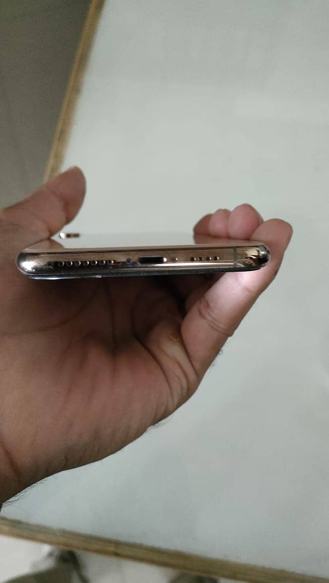 Iphone XS Max 256 PTA Approved 2