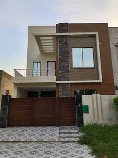 5 Marla Brand New House For Sale On Hot Location 0