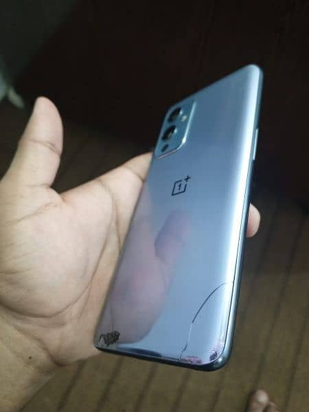 OnePlus 9 5G 1