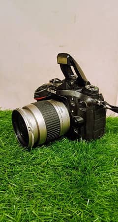 Nikon D7200 28.80 lans batry chargr