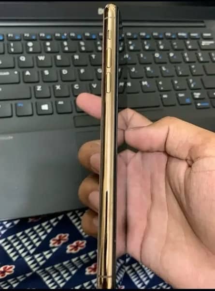 iphone 11 pro max non pta jv non active 03062902014 2