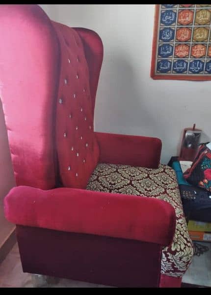 5 seater sofa set Aone condition 1