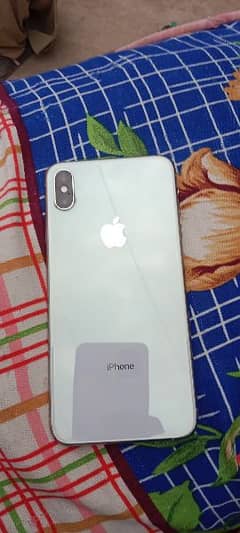 2month used iPhone xs max 512 non pta 10,9 kndeshn