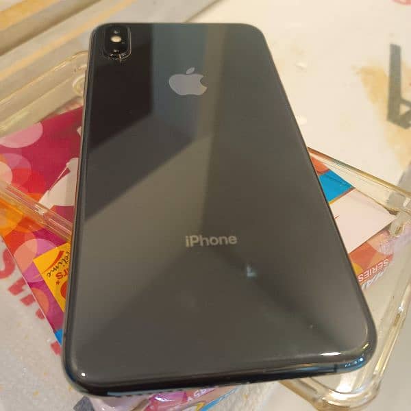 IPHONE XS MAX 256GB NON PTA OWNER LOCK AND PANEL ME DAG HE 6