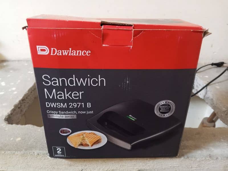 Dawlance DWSM-2971 B Sandwich Maker 1